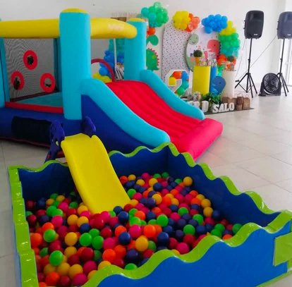 Combo Castillo inflable + Piscina de pelotas